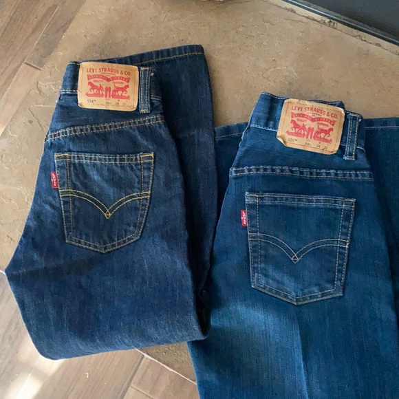 Two hardly worn Levi jeans. My son outgrew them. - Picture 1 of 3